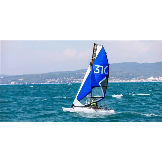 MiniCat 310 Sport Katamaran Aufblasbares Segelboot 5 MiniCat 310 Sport Katamaran Aufblasbares Segelboot – Bild 3
